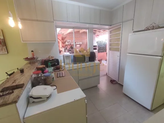 Imagem Casa à venda em Vila Santana, Zona Leste - Sorocaba/SP