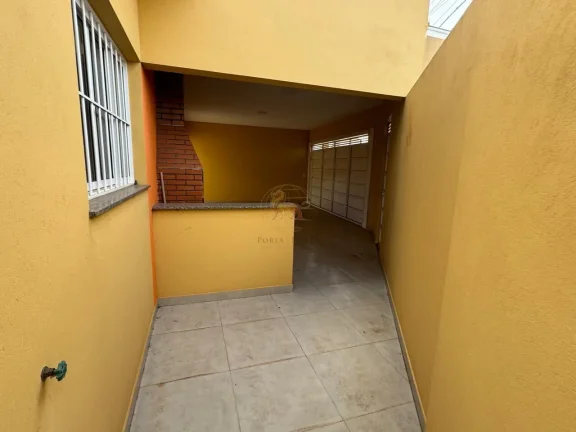 Imagem Casa Térrea de Esquina com Potencial Comercial – 3 Dormitórios (1 Suíte) | Santa Inês – Itapetininga