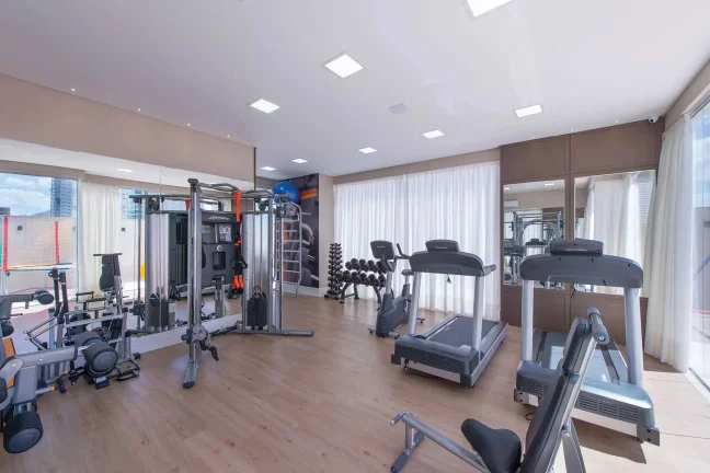 Imagem Apartamento com 3 suítes e 3 vagas de garagem em Meia Praia - Itapema/SC