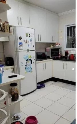 Imagem Casa à venda com 4 dorms e 4 vagas - Campo Grande