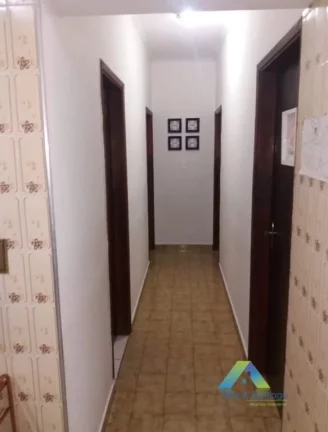 Imagem RUDGE RAMOS Casa térrea, 283 metros, 3 dormitórios, 4 vagas Edícula, ótima localização e valor !!!
