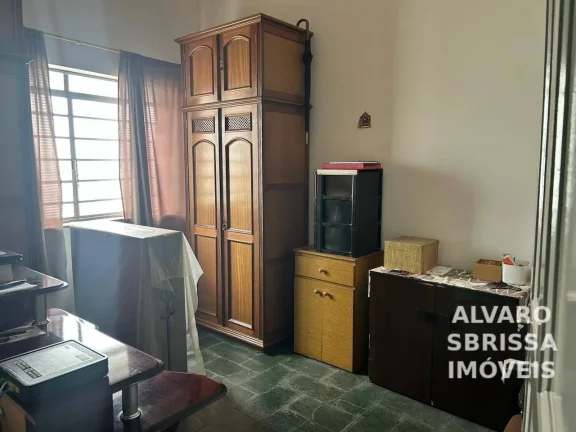 Imagem Casa com três dormitórios na região central de Itu