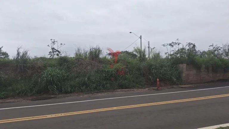 Imagem Vendo excelente Terreno Comercial em Águas de São Pedro - SP