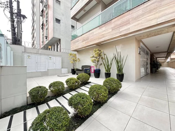 Imagem Sobrado com 3 dormitórios sendo 1 suite à venda, 136 m² por R$ 1.100.000 - Gonzaga - Santos/SP