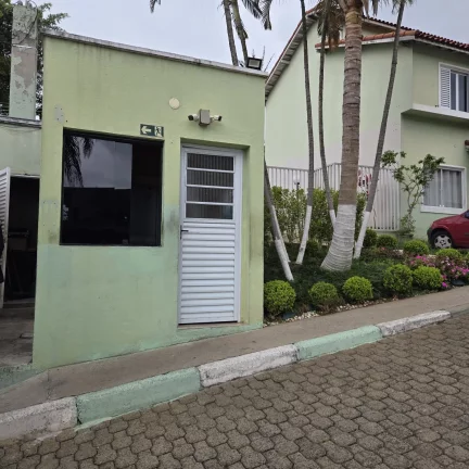 Imagem VENDO LINDO SOBRADO EM CONDOMÍNIO FECHADO NO BAIRRO PEDREIRA!