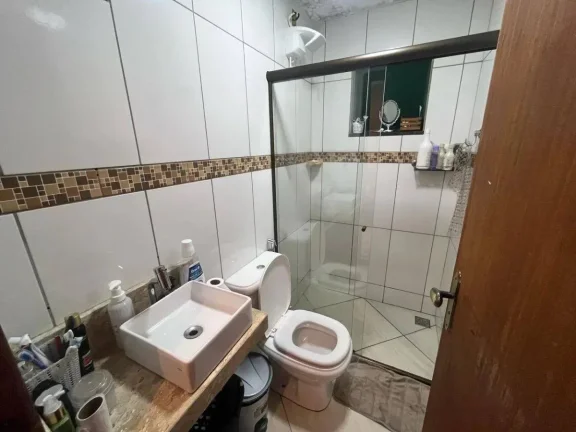 Imagem Ótima Oportunidade: Casa Espaçosa com 4 quartos no bairro Nova Suíça