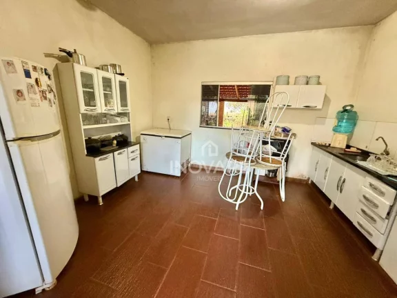 Imagem Chácara com 4 dormitórios à venda, 5000 m² por R$ 1.100.000,00 - Estância Vale Do Paraíso - Itumbiara/GO