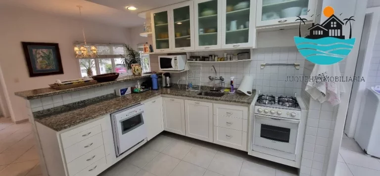 Imagem Alugar Casa em Juquehy em Condomínio Fechado com 4 dormitórios, 2 suíte, 150m da praia - Acomodação máx. 10 pessoas | Juquehy Imobiliária