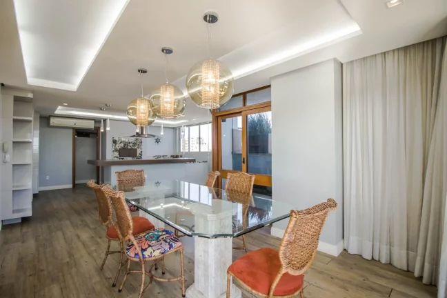 Imagem Cobertura Duplex de 3 dormitórios 435 metros quadrados e Piscina Privativa no Centro de N. Hamburgo