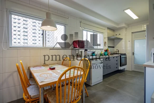 Imagem Belíssimo apartamento 172m² na Vila Romana, 3 vagas de garagem e 3 suítes.