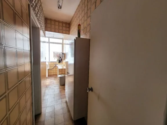 Imagem PITANGUEIRAS – FRENTE AO MAR COM MARAVILHOSA VISTA, MARAVILHOSO APARTAMENTO TOTALMENTE AMPLO E AREJADO, GARAGEM EM PARQUEAMENTO.