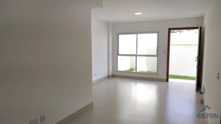 Imagem Casa Duplex à Venda 3 Quartos com Suíte, Amplo Quintal com Churrasqueira - Ipiranga - Guarapari/ES