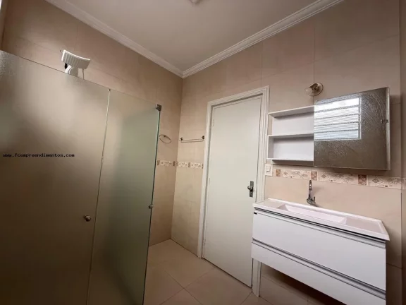 Imagem Casa para Venda em Limeira, Vila Claudia, 3 dormitórios, 1 suíte, 2 banheiros, 4 vagas