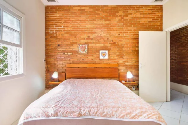 Imagem Casa ampla a venda no Centro de Ubatuba-SP