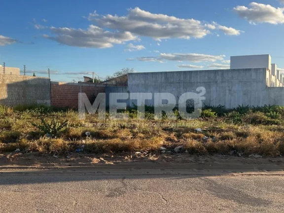 Imagem Terreno à venda de 462m no bairro Padre Cicero, PETROLINA - PE