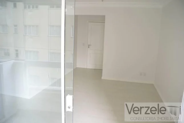 Imagem Apartamento 3 dormitórios para Venda em Balneário Camboriú / SC no bairro Centro