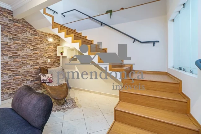 Imagem Casa de Vila em Perdizes com 261m², 4 suítes e 2 vagas.