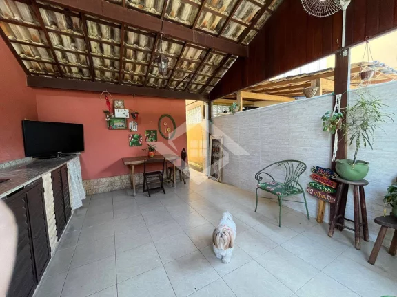 Imagem Casa Triplex de 4 Quartos para Venda na Taquara com 130 m²