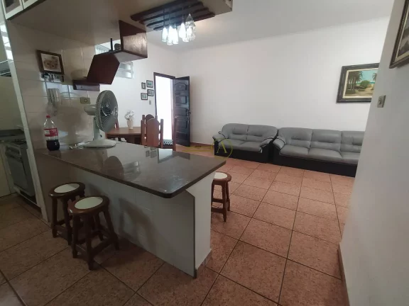 Imagem Apartamento Porteira Fechada, á 300m da praia á venda em Peruíbe