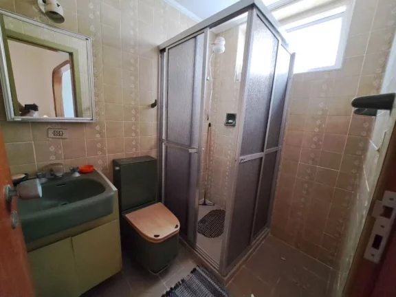 Imagem APARTAMENTO AMPLO COM 3 DORMITÓRIOS NO CALÇADÃO DA PRAIA DE PITANGUEIRASCOM EXCELENTE VISTA.