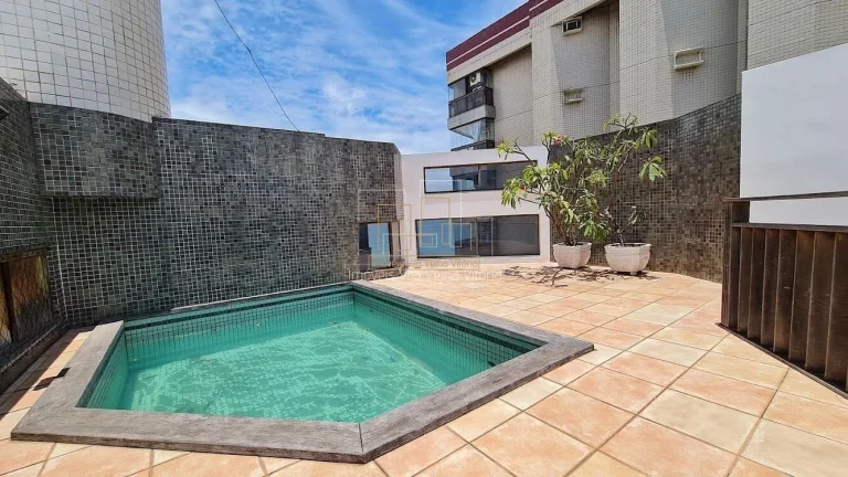Imagem Cobertura duplex frente mar com 320 m² de área útil com 3 vagas de garagem e la