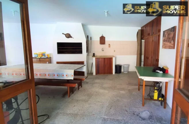Imagem Casa Alto Padrão para Venda em Areal Pelotas-RS - 2452