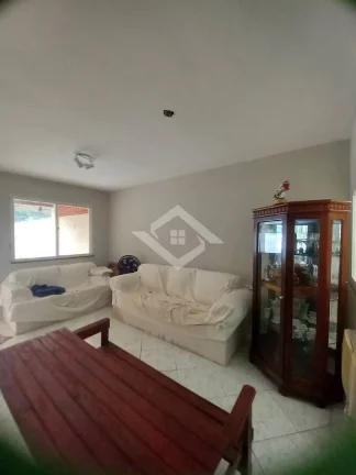 Imagem Casa na pedra de guaratiba