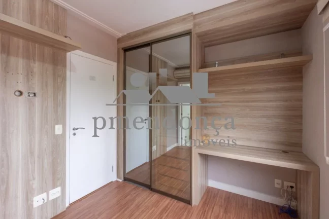 Imagem Apartamento na Rua Fabia com 4 dormitórios ( 3 suítes) e 3 vagas, 206m²