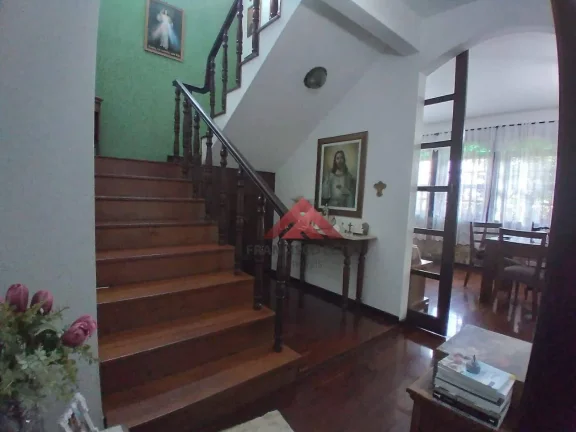 Imagem Casa com 4 dormitórios à venda, 180 m² por R$ 700.000,00 - Brasilândia - São Gonçalo/RJ