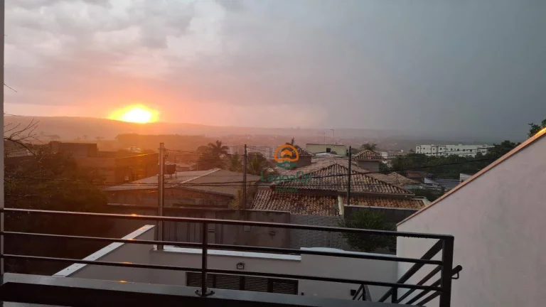 Imagem Casa com 3 dormitórios à venda, 126 m² por R$ 690.000,00 - Lundceia - Lagoa Santa/MG