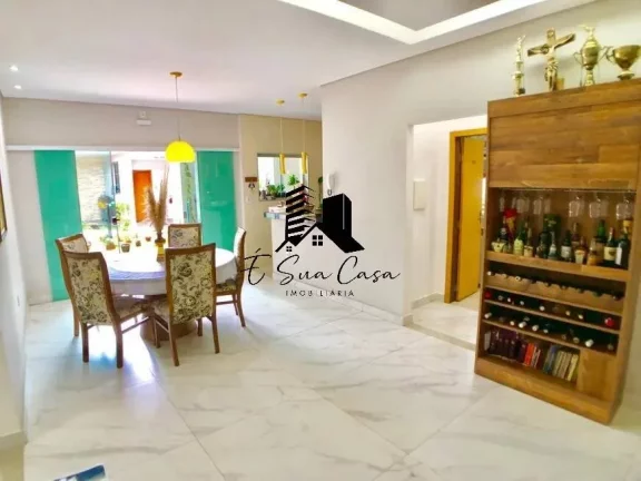 Imagem Casa com 3 Quartos e 2 banheiros à Venda, 360 m² por R$ 1.350.000(Código do anunciante: 87784 | C...
