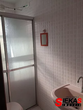 Imagem Apartamento para venda ou locação no Caiçara, Praia Grande-SP: 2 quartos, 1 suíte, 1 sala, 2 banheiros, 1 vaga e 90m². Venha conferir!