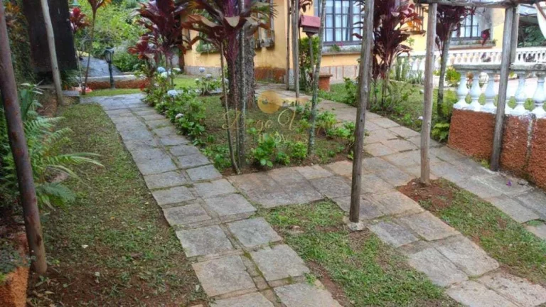Imagem Casa para Venda em Teresópolis / RJ no bairro Granja Guarani