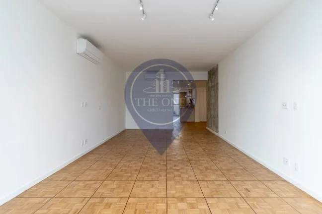 Imagem Apartamento de luxo no Jardim Paulista: 3 quartos, 3 suítes, 2 salas, 2 banheiros, 1 vaga, 141,32 m² - São Paulo-SP.