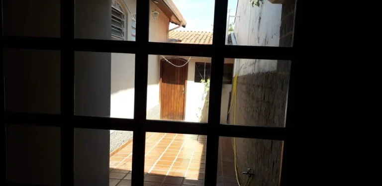 Imagem Casa á venda em Piracicaba, Bairro São Judas. Próximo à Unversidades Esalq, com 3 dormitórios, ...