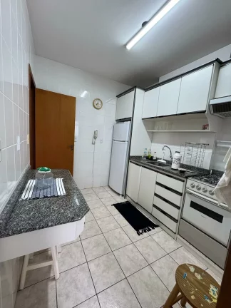 Imagem Apartamento com 3 dormitórios Para Locacção sendo 1 suíte, 90.0 m² - Centro - Bal. Camboriú/SC