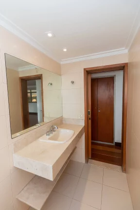 Imagem Apartamento à venda no Itaim, com 98 m² e vista deslumbrante
