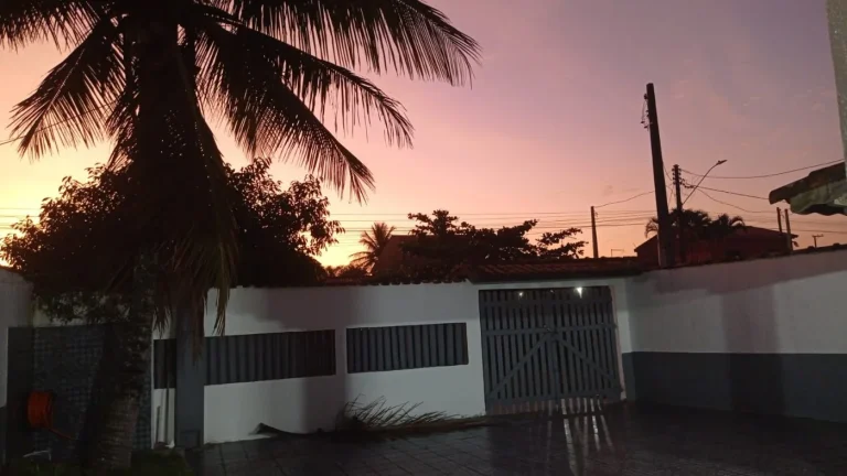 Imagem Casa para Venda em Itanhaém, Gaivota (Praia), 2 dormitórios, 1 suíte, 1 banheiro, 4 vagas