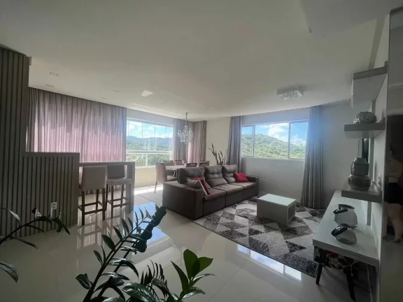 Imagem Apartamento com 2 suítes e 2 vagas de garagem no Bairro Pioneiros em Balneário Camboriú/SC