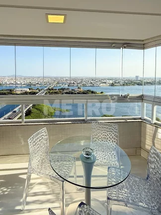 Apartamento à venda no Edf. Privilege com vista para o Rio, 3 quartos, PETROLINA