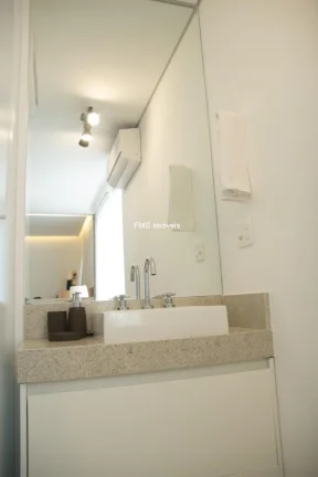 Imagem Apartamento para locação na Vila Nova Conceição: 1 quarto, 1 sala, 1 banheiro e 1 vaga de garagem!