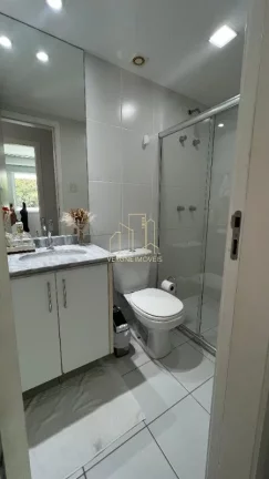 Imagem Apartamento de alto padrão em Alphaville I: 2 quartos, 1 suíte, 3 salas, 3 banheiros, 2 vagas de garagem, 82m². Venda ou locação em Salvador-BA!