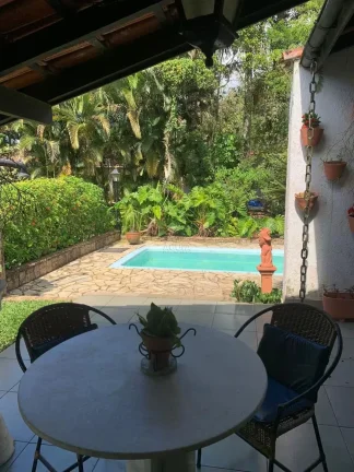 Imagem Linda casa de condomínio na Praia Dura2