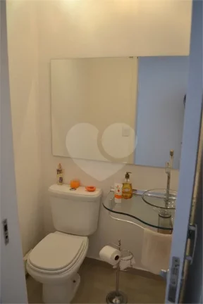 Imagem Sobrado à venda com 3 quartos, sendo 1 suíte, em Butantã, São Paulo - SP