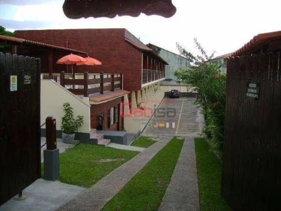 Imagem Casa com 2 dormitórios à venda, 60 m² por R$ 350.000,00 - Peró - Cabo Frio/RJ