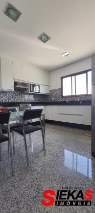 Imagem Residência de Alto Padrão na Vila Formosa: 3 quartos, 1 suíte, 1 sala, 2 vagas de garagem, 197,00 m² - São Paulo-SP