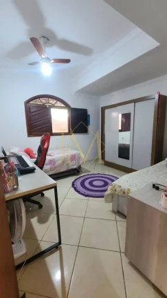 Imagem Casa com excelente lote no bairro Petrópolis