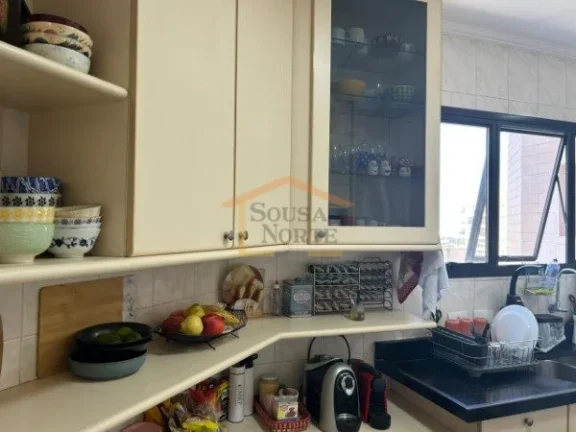 Imagem Apartamento à venda com 216 m² de área útil, distribuído em 3 dormitórios, sendo 3 suítes, pr...