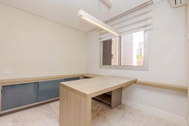 Imagem Apartamento 5 suítes no Água Verde