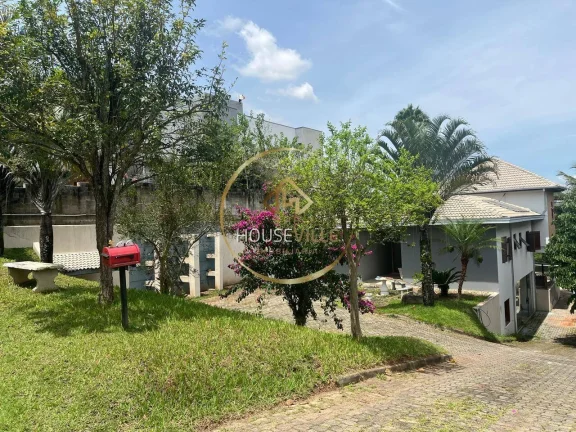Imagem Casa Sobrado, 4 dormitórios ( 4 Suítes), 440m², Condomínio Mirante do Vale.